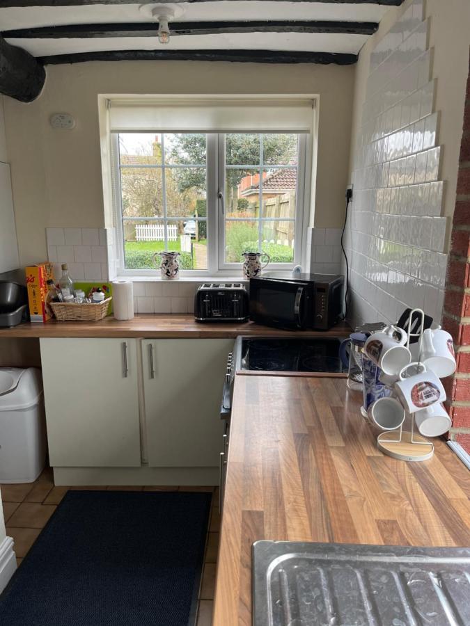 Field Cottage Whittlesey Экстерьер фото
